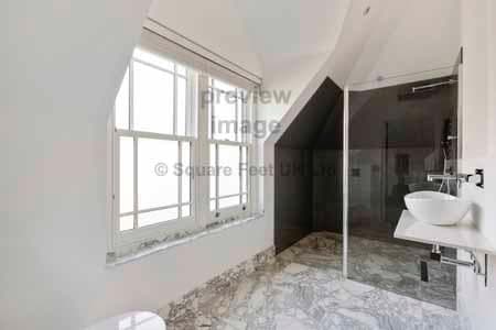 Project 12: Surrey — interior design photo 1