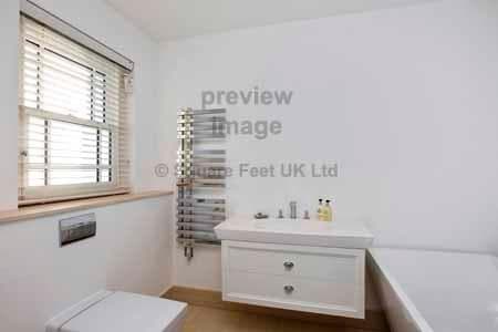 Project 12: Surrey — interior design photo 2