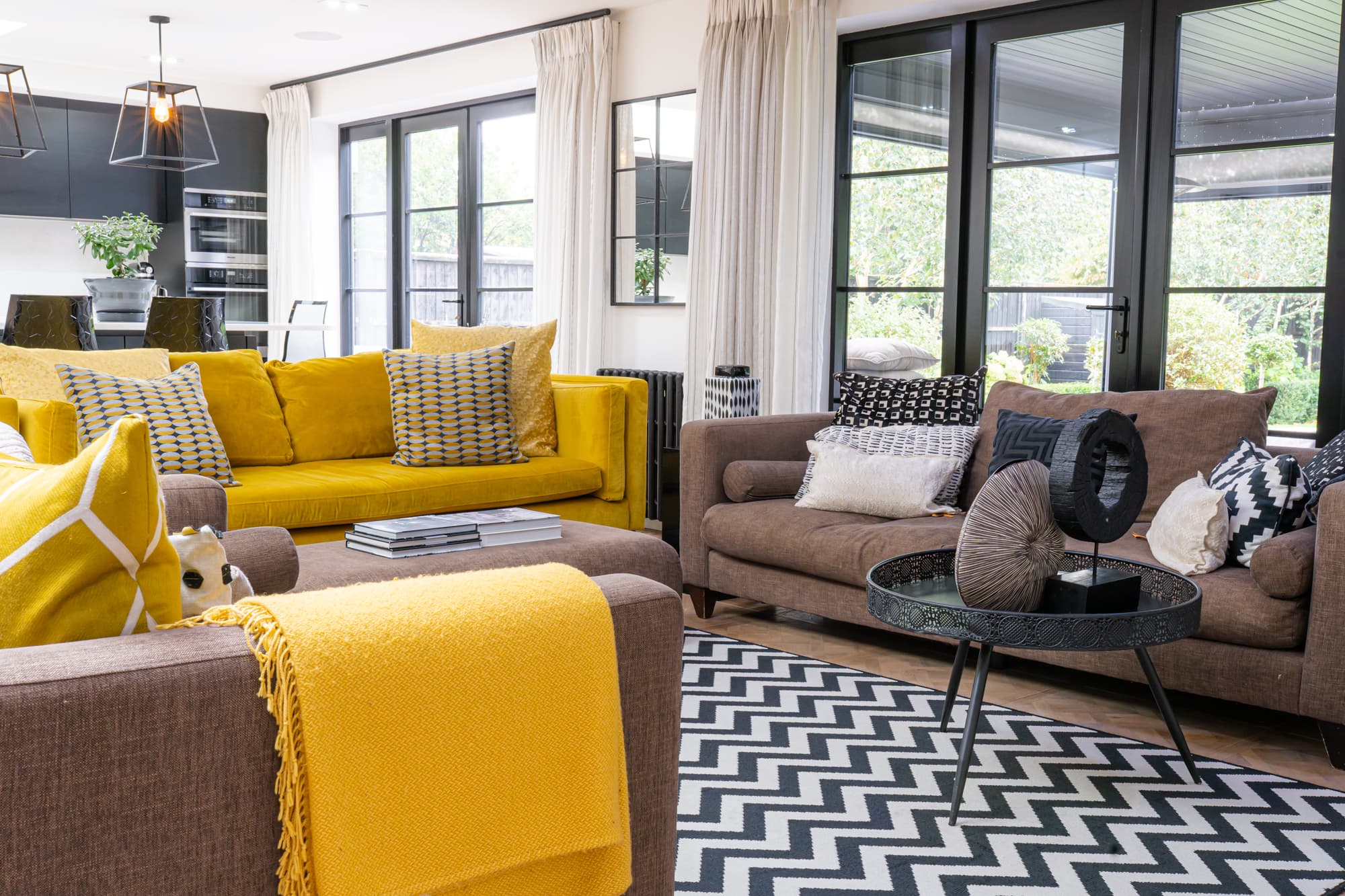 Project 2: Surrey — interior design photo 10